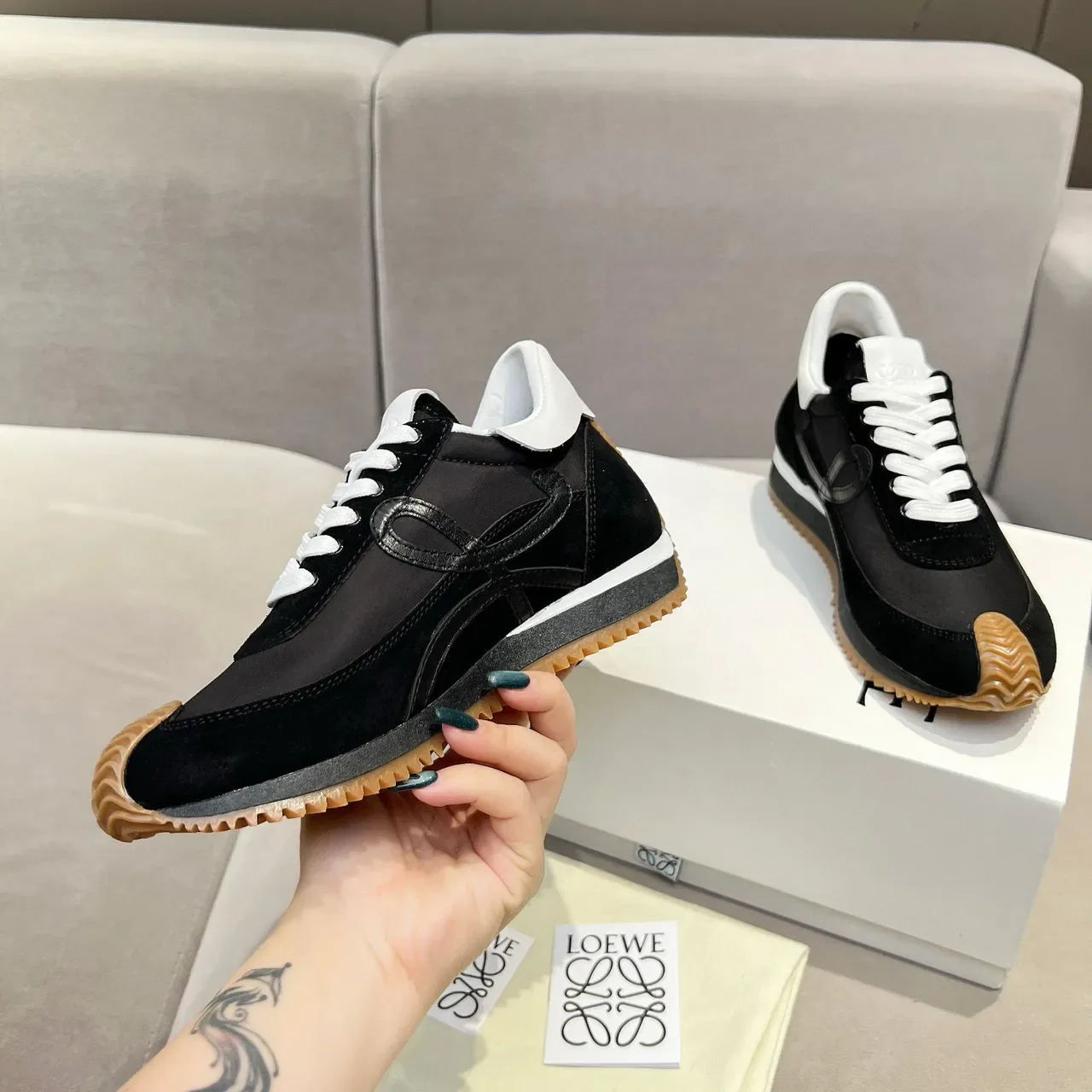 Loewe Flow Runner Chaussures Lifestyle en Daim et Nylon Noir 6