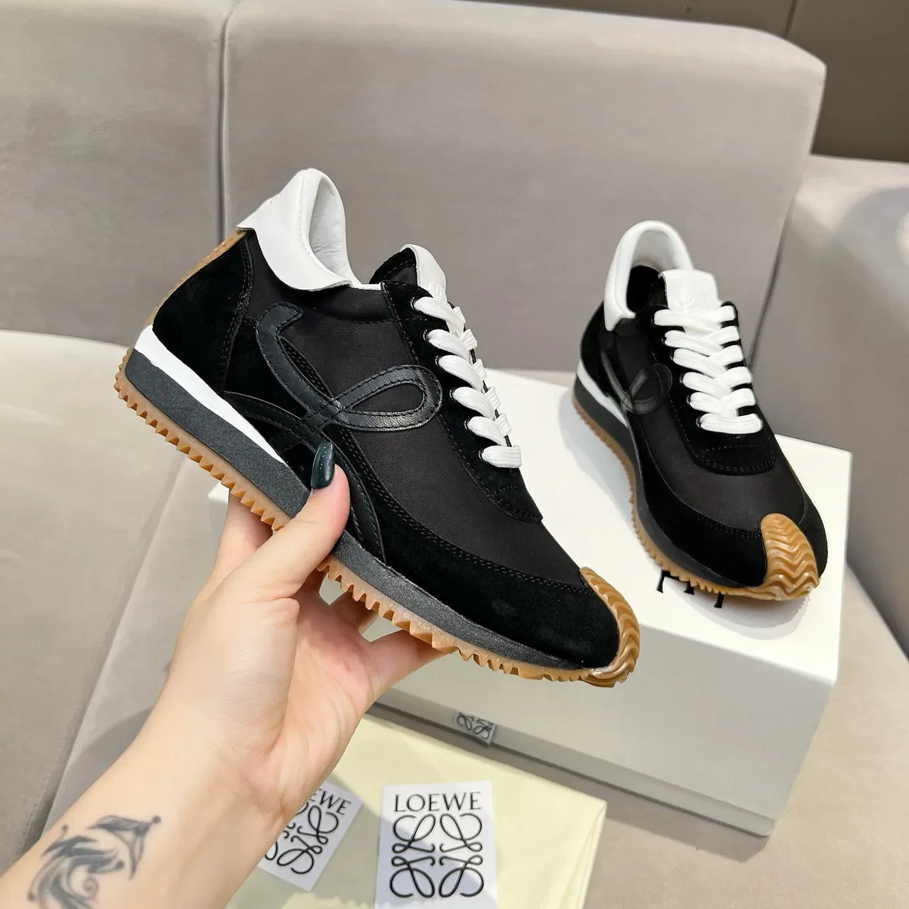 Loewe Flow Runner Chaussures Lifestyle en Daim et Nylon Noir 8