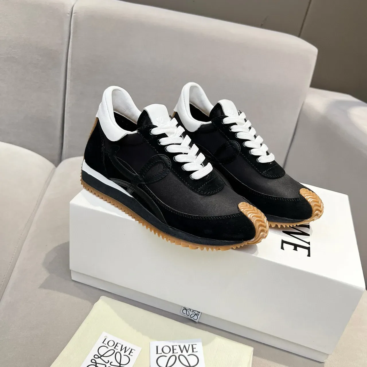 Loewe Flow Runner Chaussures Lifestyle en Daim et Nylon Noir 9