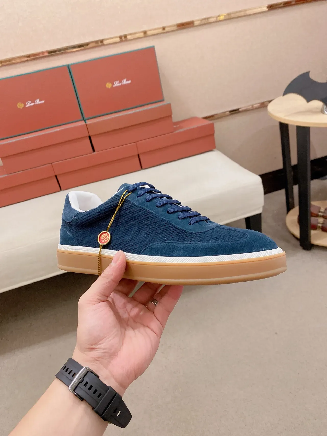 Loro Piana Sneaker Lifestyle en daim et maille couleur marine 5