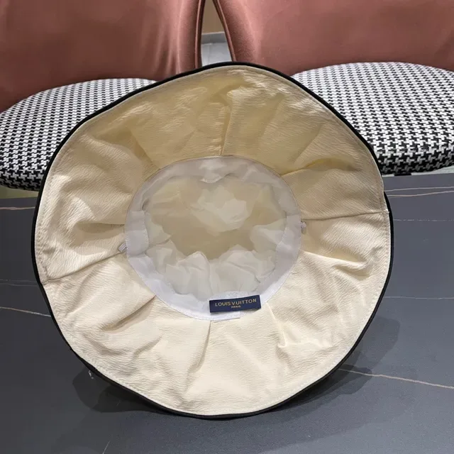 Louis Vuitton Beige Black Structured Pleated Crown Band Bucket Hat 3