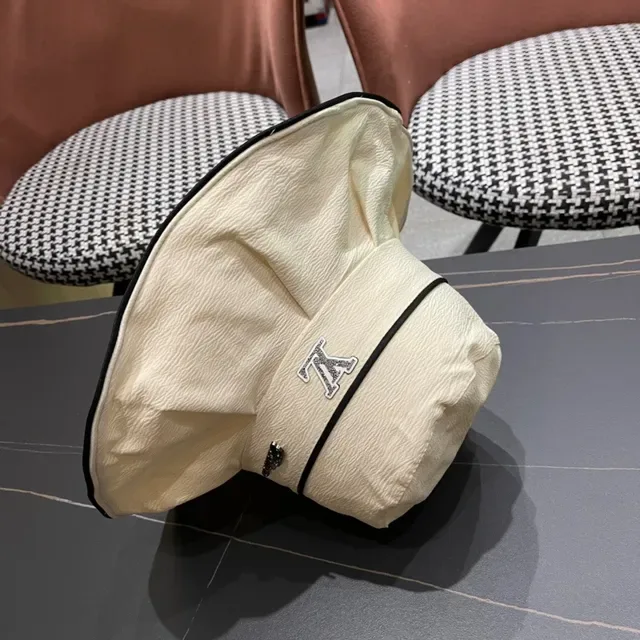 Louis Vuitton Beige Black Structured Pleated Crown Band Bucket Hat 4