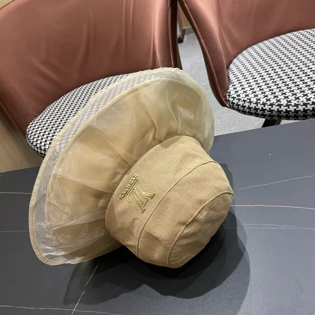 Louis Vuitton Beige Gold Structured Crown Sheer Pleated Brim Overlay Bucket Hat 11