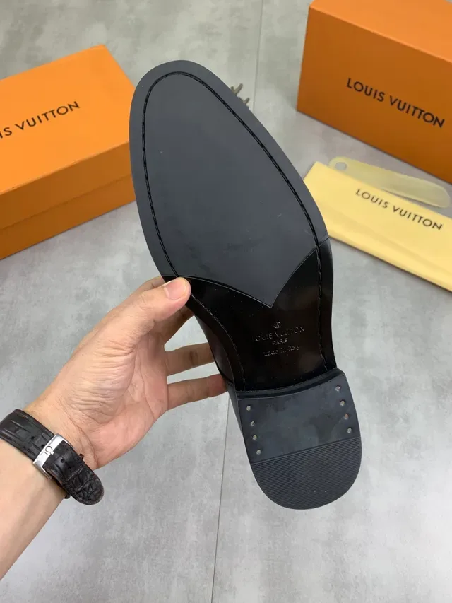 Louis Vuitton Zapatos Oxford Punta de Tapa Negra 2
