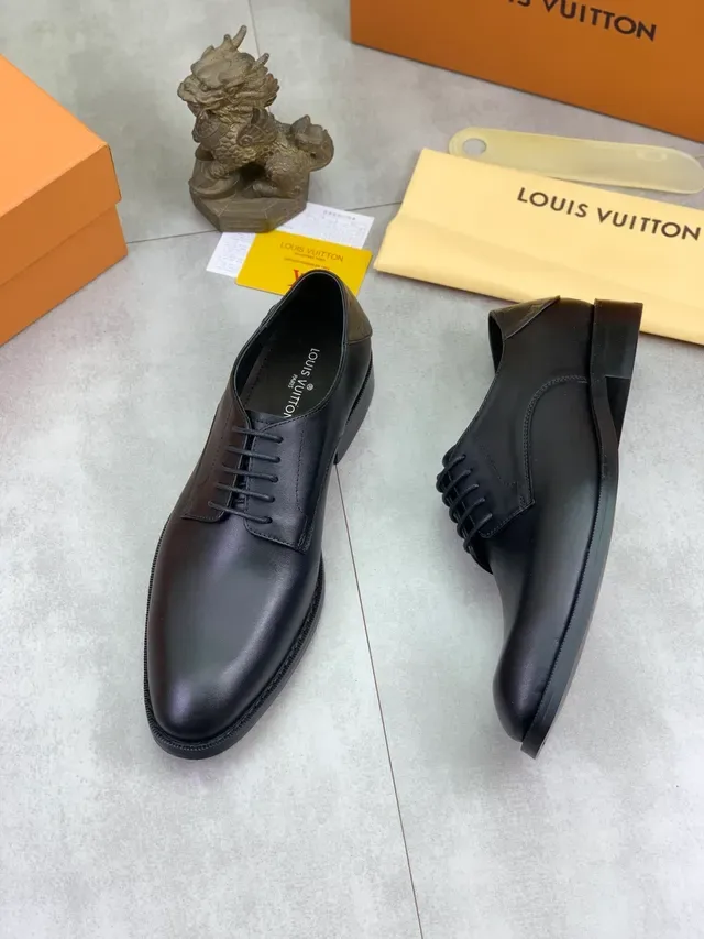 Louis Vuitton Zapatos Oxford Punta de Tapa Negra 5