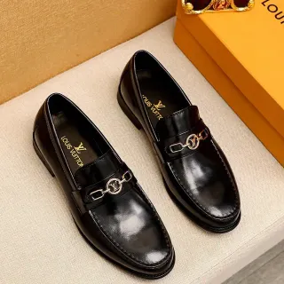 Louis Vuitton Black Gold Glossy Patent Leather LV-Link Chain Strap Loafer