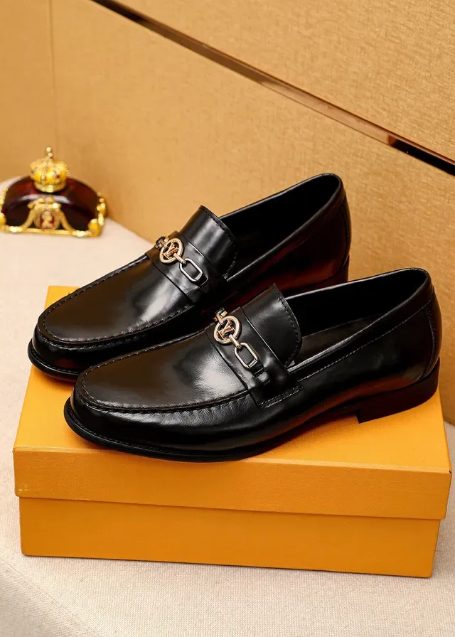 Louis Vuitton Mocassin Noir Doré Cuir Verni Sangle Chaîne LV-Link 2