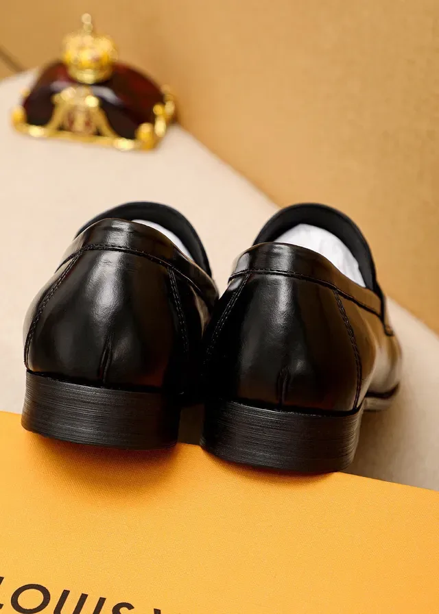 Louis Vuitton Mocassin Noir Doré Cuir Verni Sangle Chaîne LV-Link 6