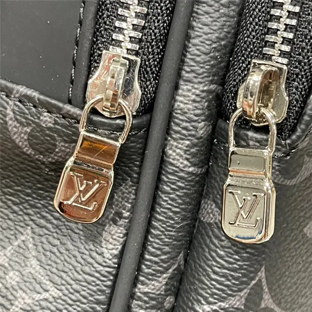 Louis Vuitton bolsa mensageiro de lona com monograma preto e laranja com borda de couro 4