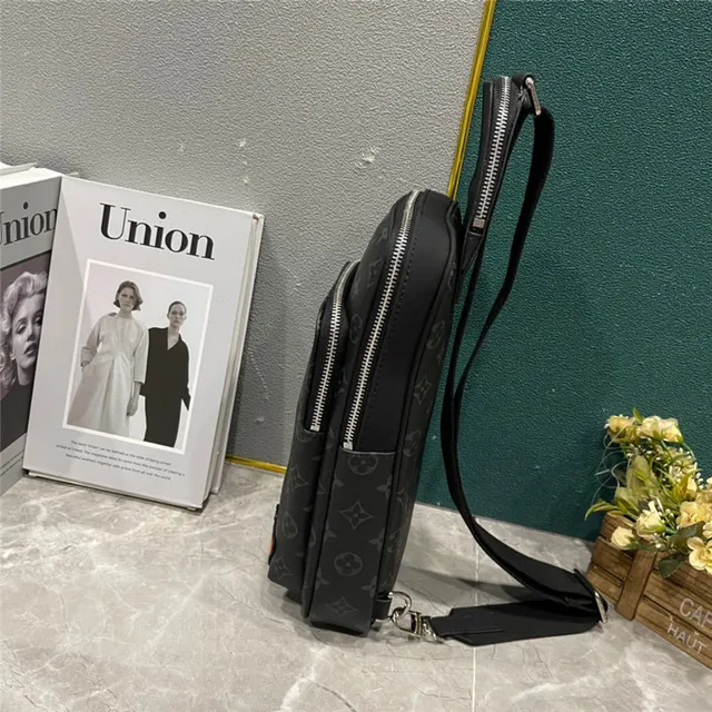 Louis Vuitton bolsa mensageiro de lona com monograma preto e laranja com borda de couro 8