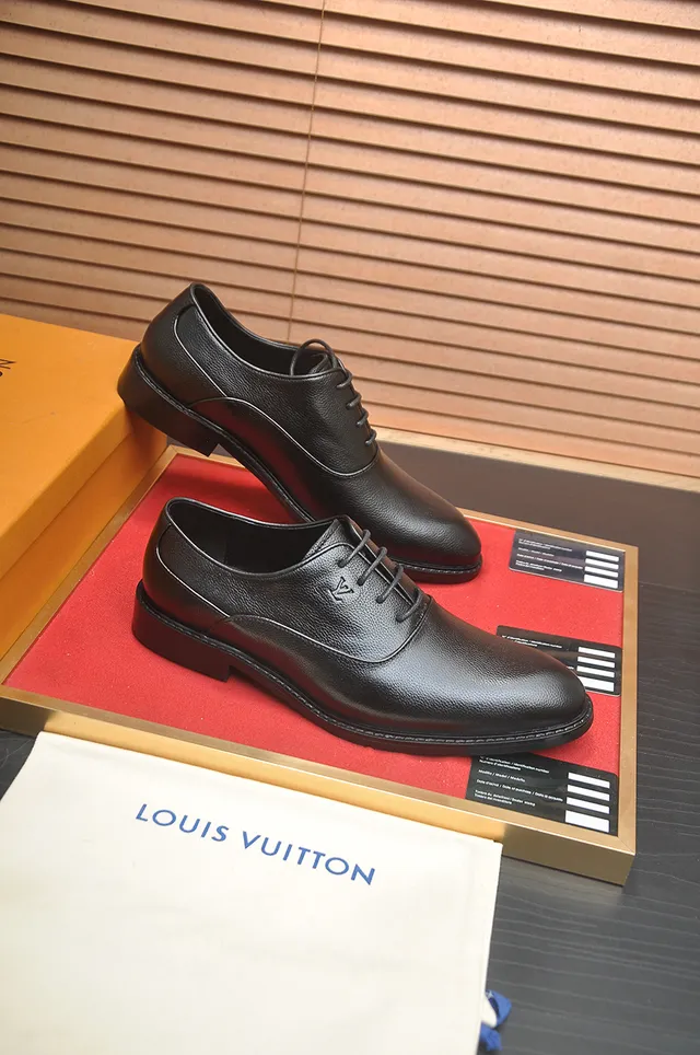 Louis Vuitton Black Pebbled Leather Oxford Shoes 2