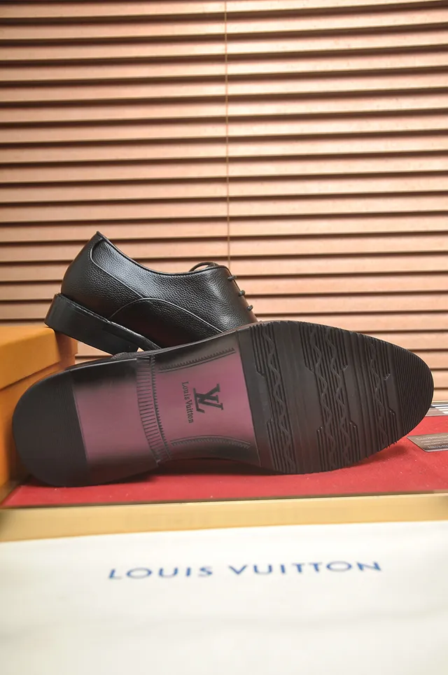 Louis Vuitton Black Pebbled Leather Oxford Shoes 4