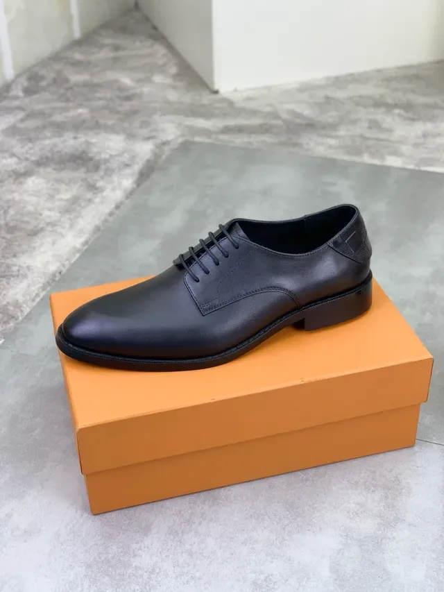 Louis Vuitton Black Polished Leather Cap-Toe Oxford Shoes 4