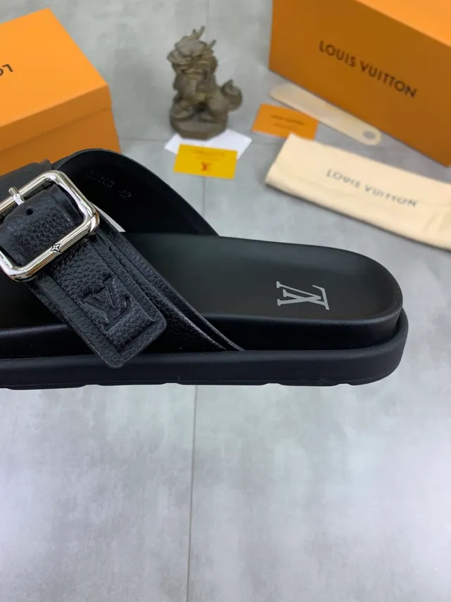 Louis Vuitton Black Silver Pebbled Leather Crossed Strap Slippers 3