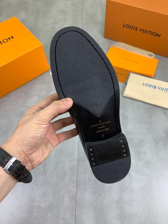 Louis Vuitton Black Silver Smooth Leather Winged Metal Hardware Loafer 3