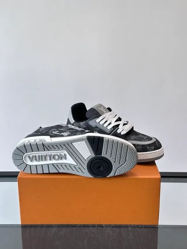 Louis Vuitton Black White Monogram-Print Denim Upper Layered TPU Overlays Lifestyle Sneakers 2