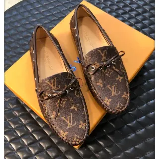 Louis Vuitton Marrom Bege Monograma Lona Couro Borda Trançada Mocassim