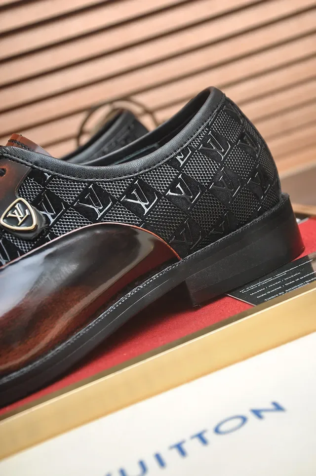 Louis Vuitton Chaussures Oxford Cuir Patent Marron Noir Bout à Cap 2