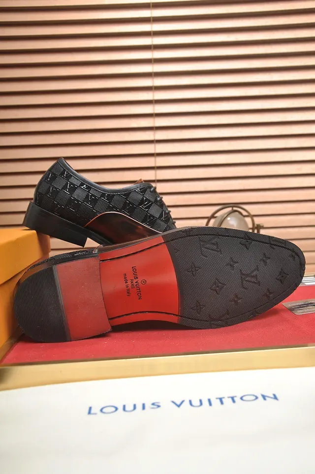 Louis Vuitton Chaussures Oxford Cuir Patent Marron Noir Bout à Cap 3