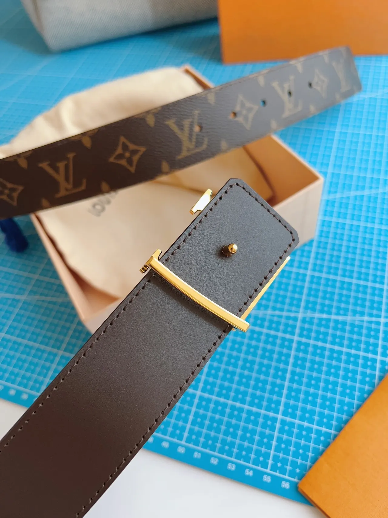 Louis Vuitton Brown Gold Monogram-Coated Canvas LV Buckle Leather Belt 7