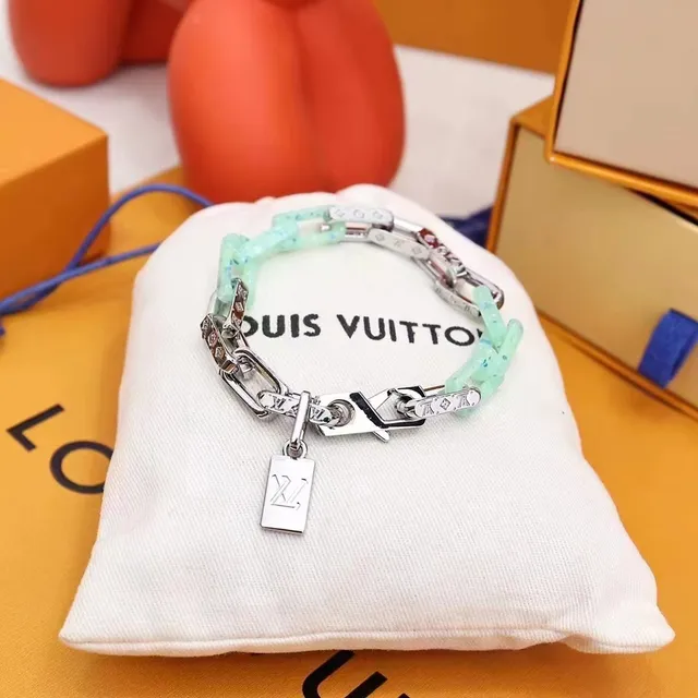 Louis Vuitton Chain Reaction Mint Green Resin and Silver-Tone Link Bracelet 5