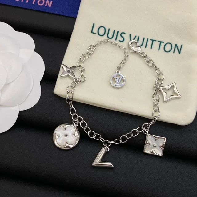 Louis Vuitton Charm Bracelet Gold Silver Chain-Link Bracelet 4