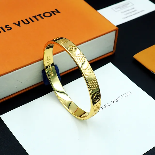 Louis Vuitton Engraved Monogram Bangle Gold Continuous Bracelet 2