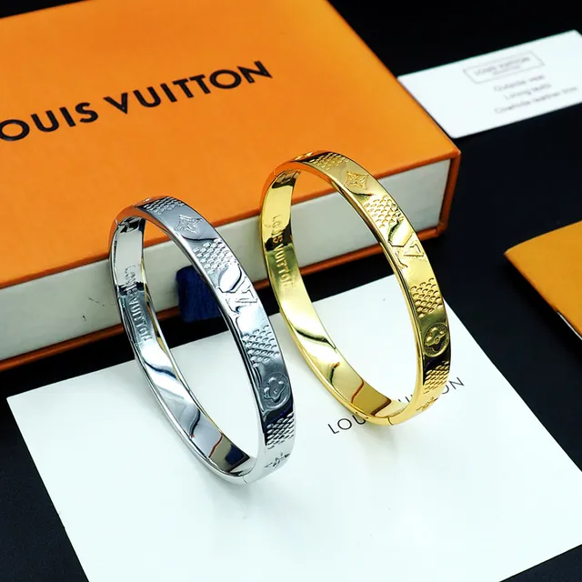 Louis Vuitton Engraved Monogram Bangle Gold Continuous Bracelet 5