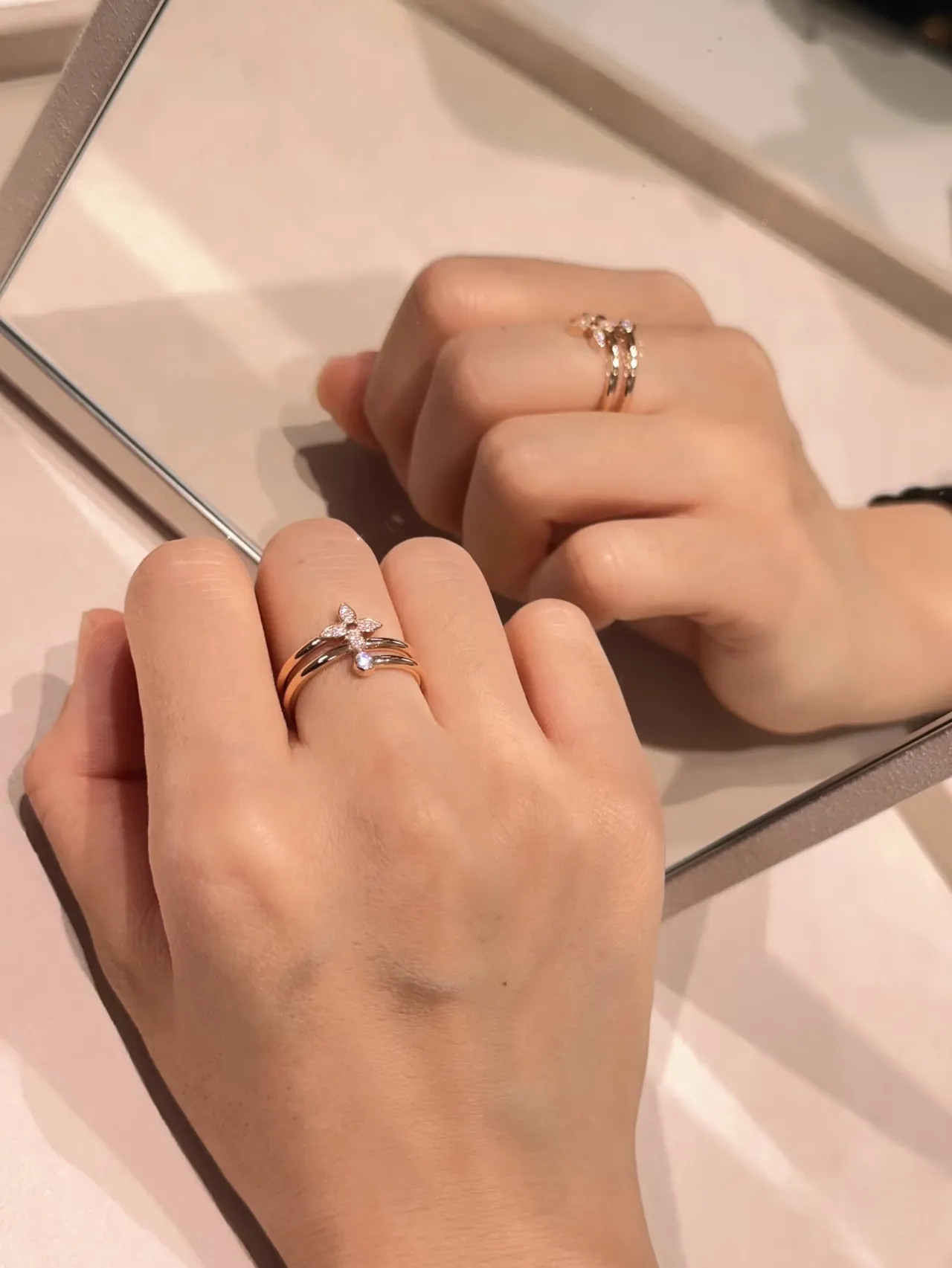 Louis Vuitton Flower Motif Double-Band Diamond Ring 8