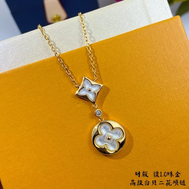 Louis Vuitton Flower Motif Gold-Tone Mother-of-Pearl Necklace 9
