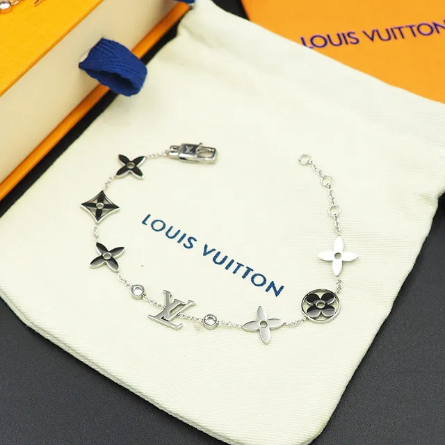 Pulseira Louis Vuitton Corrente de Ouro Motivos Florais Abertos 4