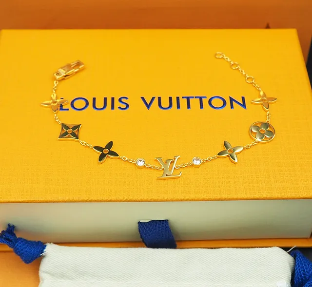 Pulseira Louis Vuitton Corrente de Ouro Motivos Florais Abertos 5