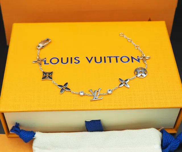 Pulseira Louis Vuitton Corrente de Ouro Motivos Florais Abertos 7