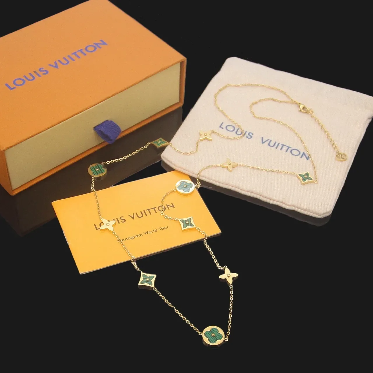 Louis Vuitton Gold Green Fine Chain-Link Enamel And Mother-of-Pearl Pendants Necklace 3