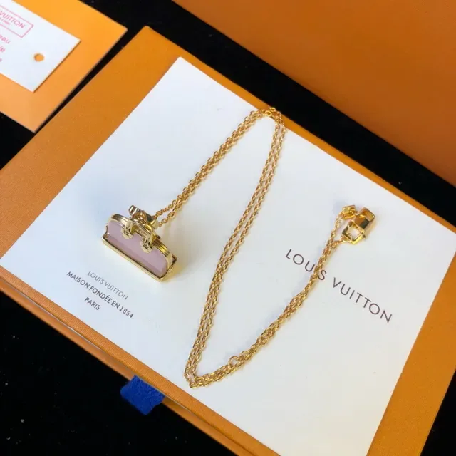 Louis Vuitton Gold Pink Bag-Shaped Pendant Metal Necklace 7