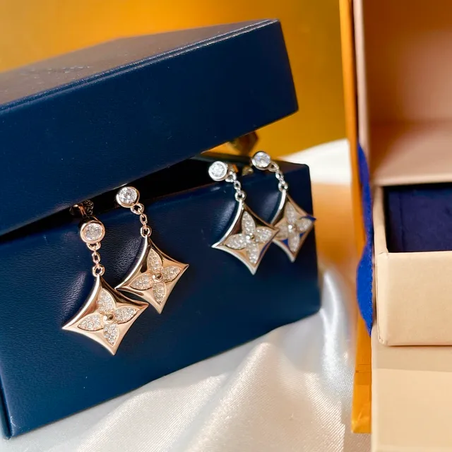 Louis Vuitton Gold White Quatrefoil Diamond Pavé Rose Earrings 2