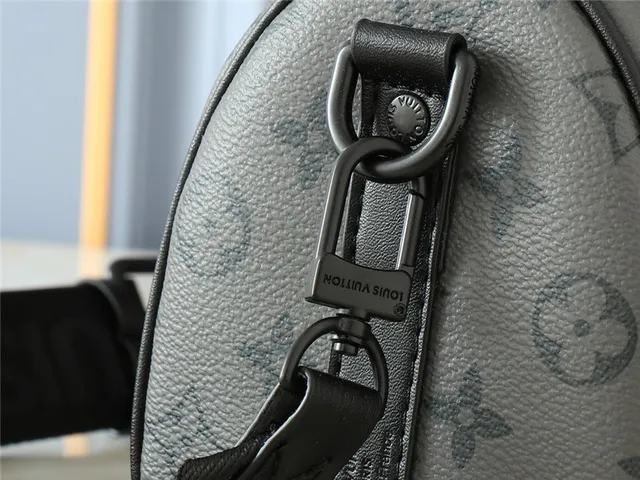 Louis Vuitton bolsa Boston verde bege monograma lona cilíndrico barril 5