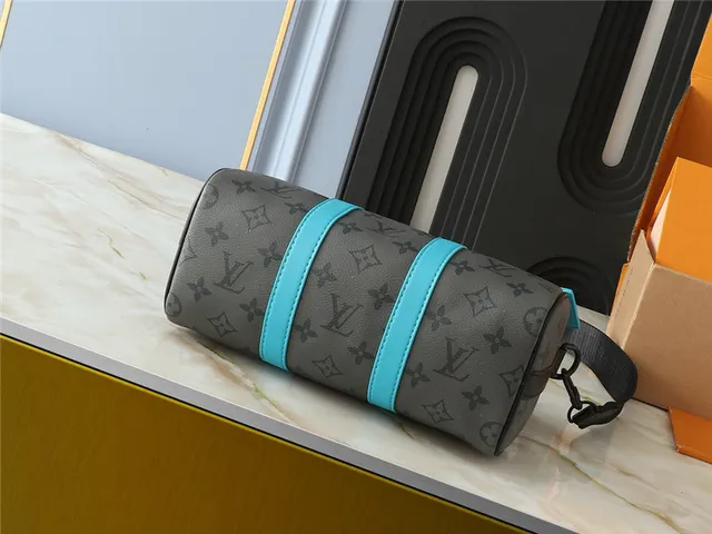 Louis Vuitton bolsa Boston verde bege monograma lona cilíndrico barril 7