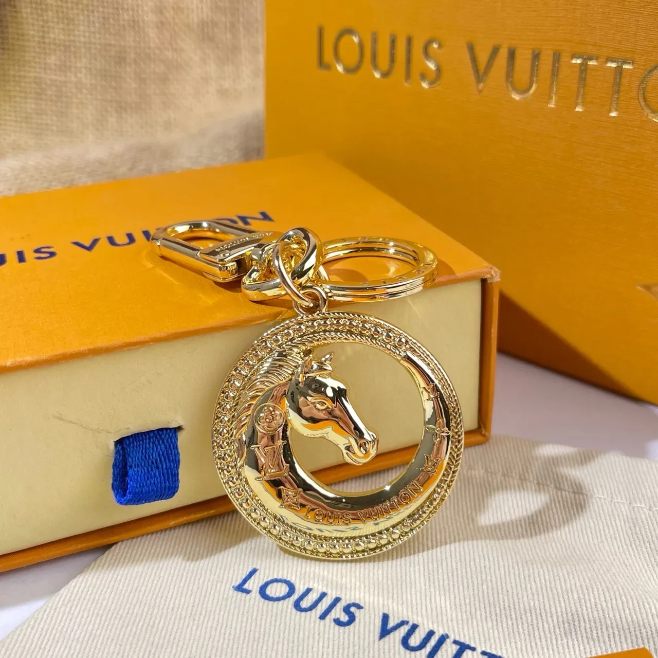 Louis Vuitton Horse Charm Gold Blue Metal Head Motif Bracelet 2
