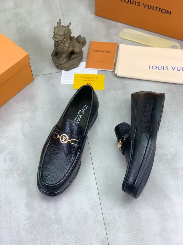 Louis Vuitton Horsebit 1955 Mocasin Negro Piel Pebbled 5