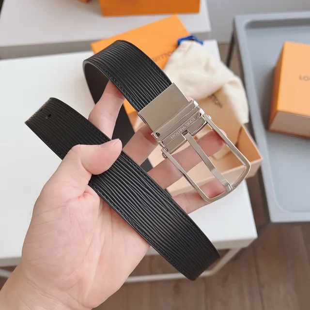 Louis Vuitton Initiales Reversible Black and Gray Leather Belt 3