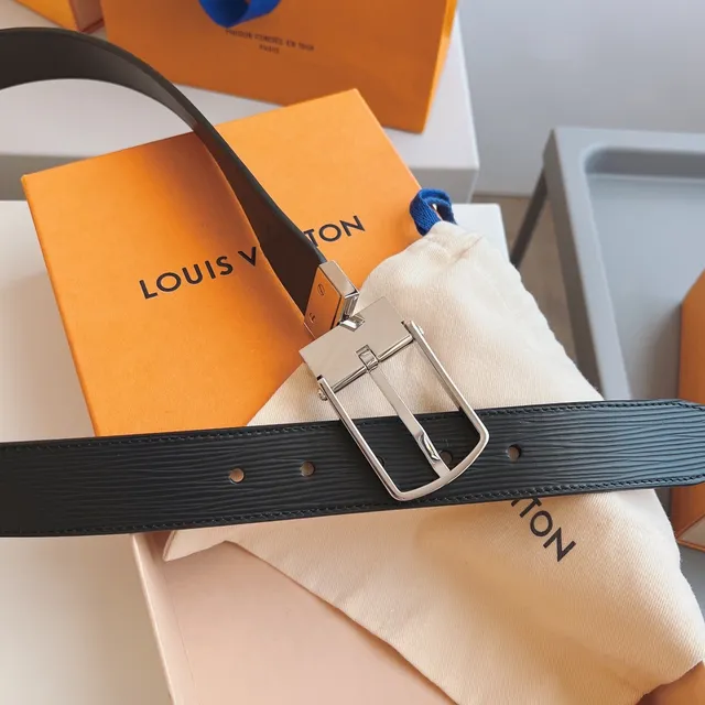 Louis Vuitton Initiales Reversible Black and Gray Leather Belt 6