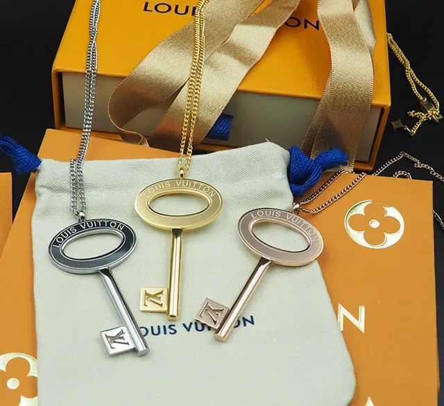 Louis Vuitton Key Pendant Gold-Tone Necklace 3
