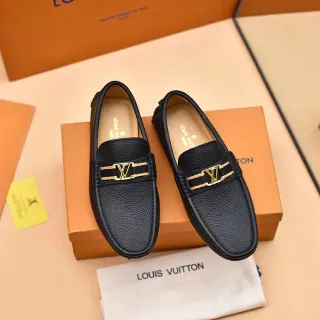 Louis Vuitton 乐福鞋 黑色 金色 颗粒皮革 LV 花押图案 扣 乐福鞋
