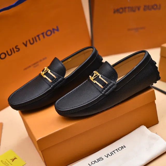 Louis Vuitton mocassin noir doré cuir grainé LV monogram boucle mocassin 9