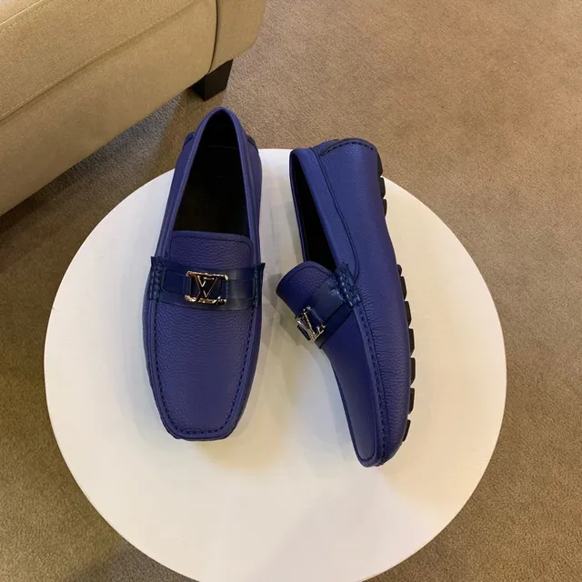 Louis Vuitton loafer azul preto couro granulado alça com fivela LV de metal loafer 2