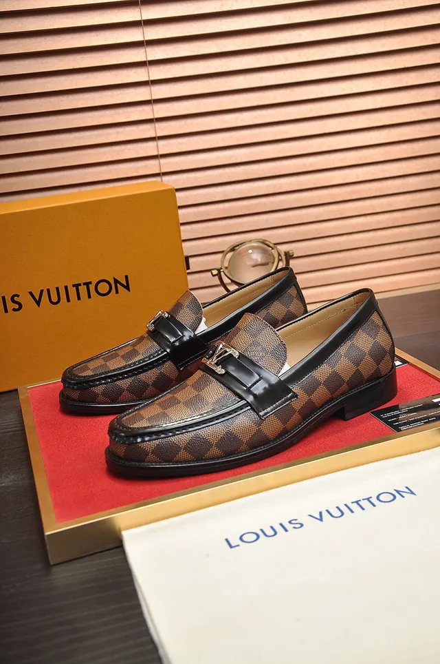 Louis Vuitton mocassin marron noir Damier Ebène tissu à carreaux toile bordure cuir mocassin 8