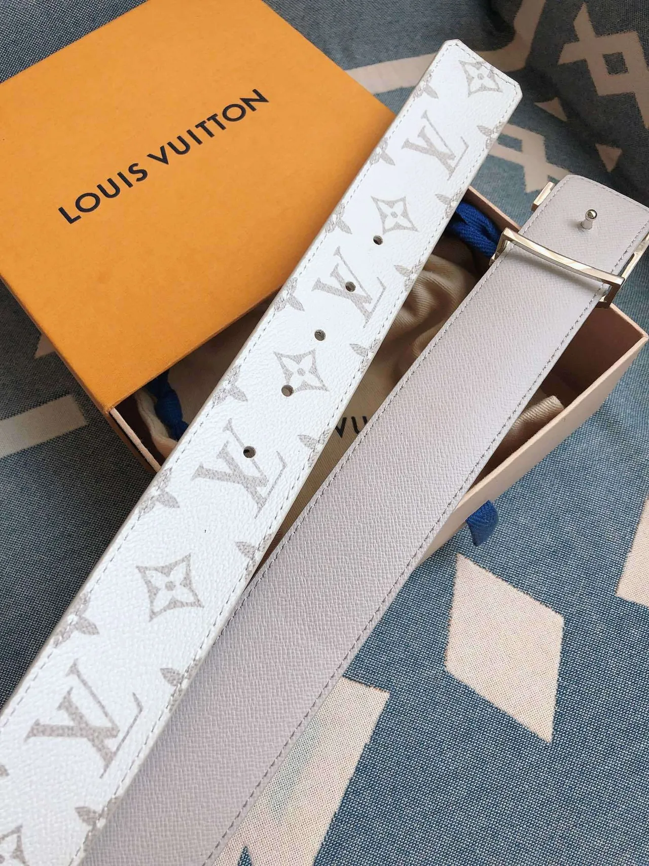 Louis Vuitton LV Belt Twist White Monogram Leather Belt 3