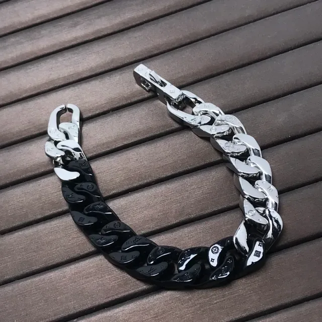 Louis Vuitton LV Chain Links Bracelet Silver and Black Bracelet 2