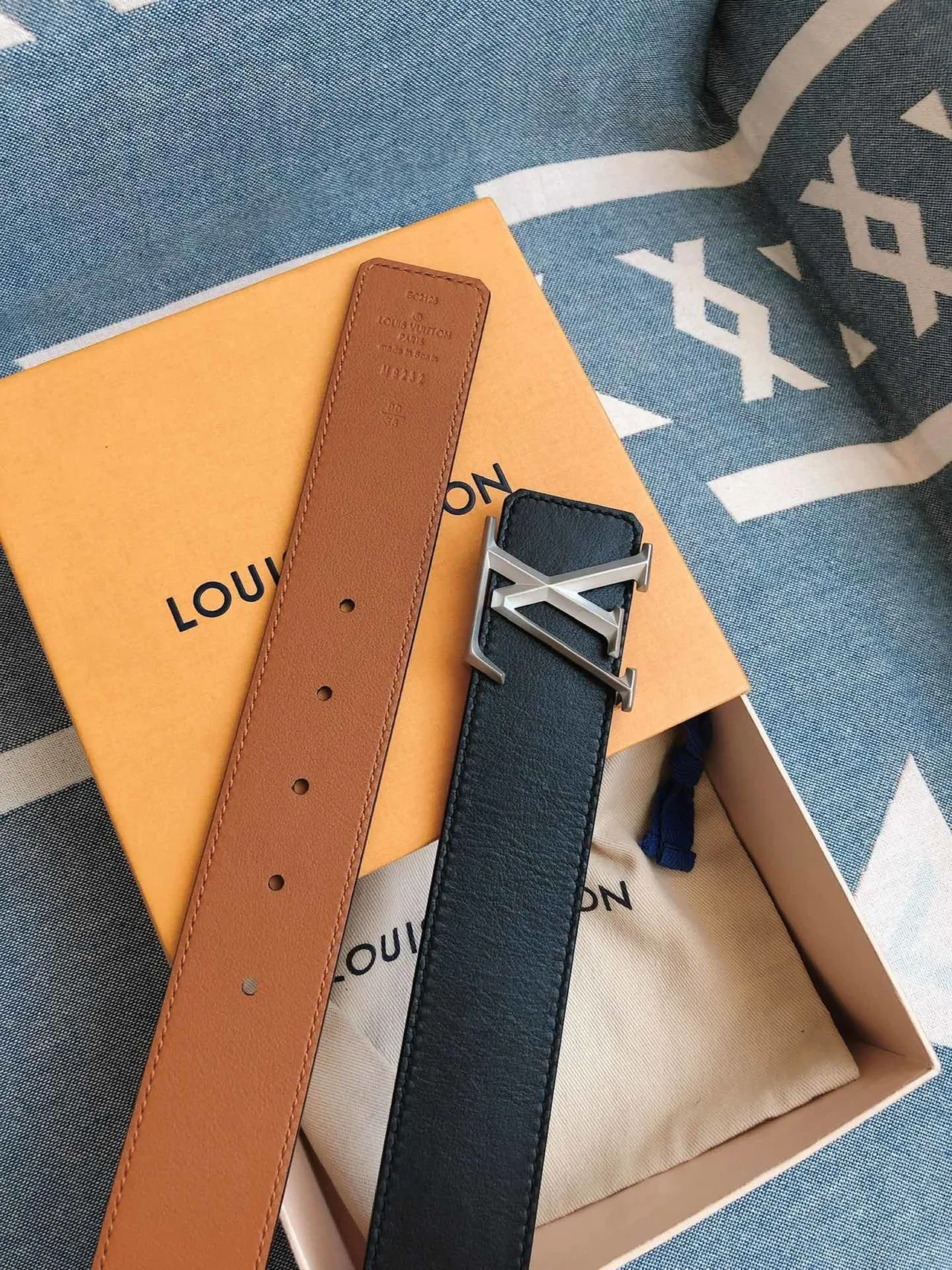 Louis Vuitton LV Initiales Black Leather Belt 3